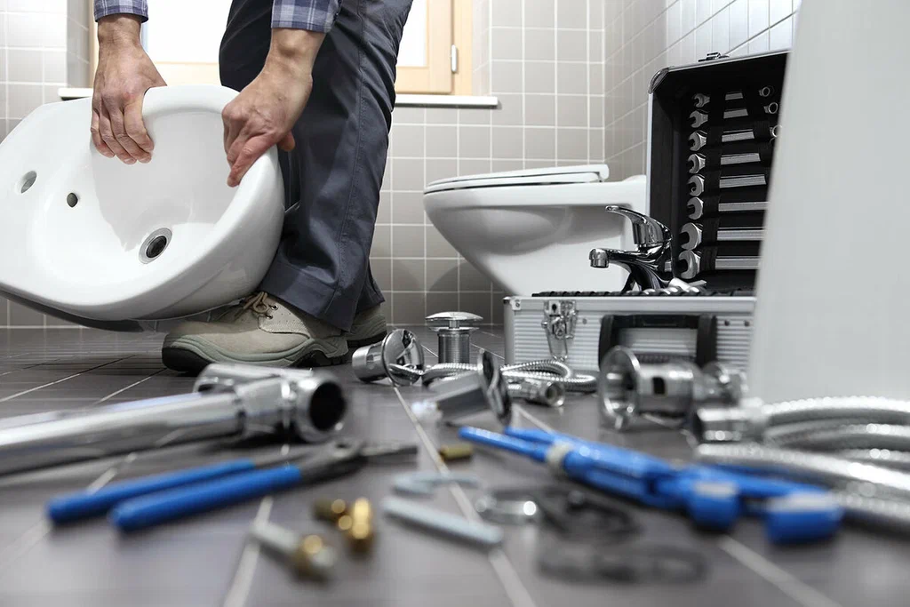 Professional bathroom plumbing repair in Manteca