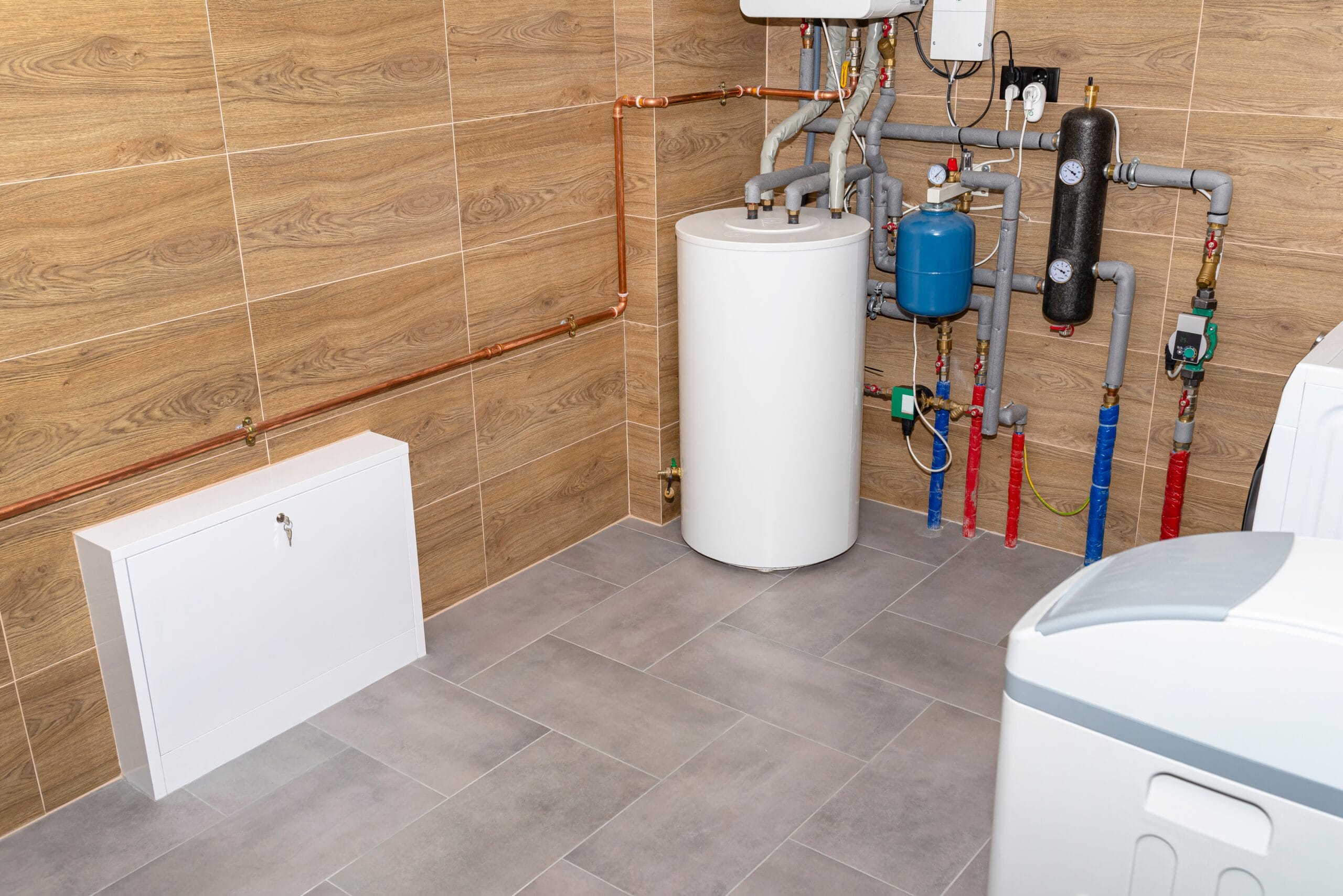 Professional water heater installation in Manteca